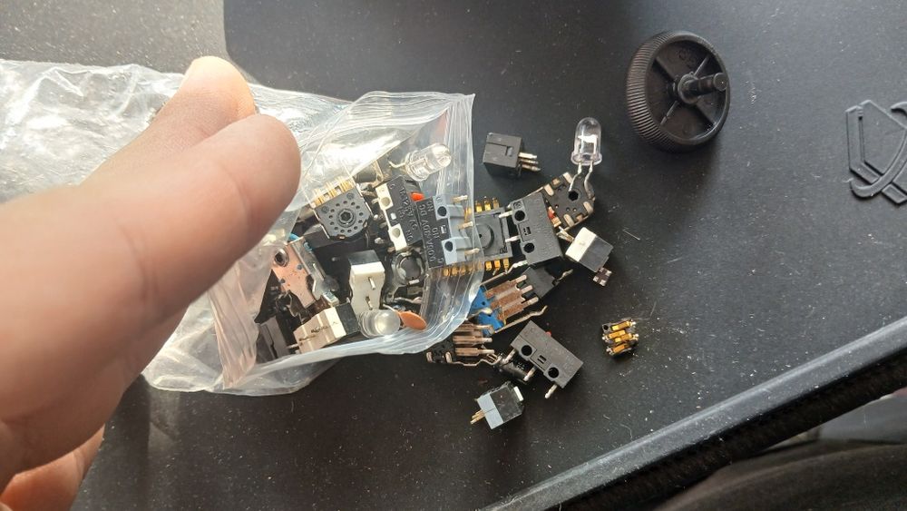 Componente pentru mouse cutom