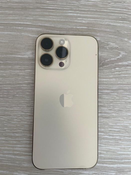 Продам айфон 14 про мах