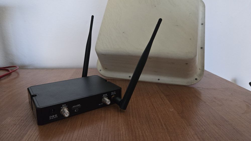 Роутер с модемом Kroks (крокс) и антенна Mimo