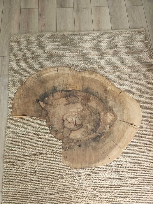 Măsuța de cafea/ măsuță de living din lemn masiv-produs UNICAT