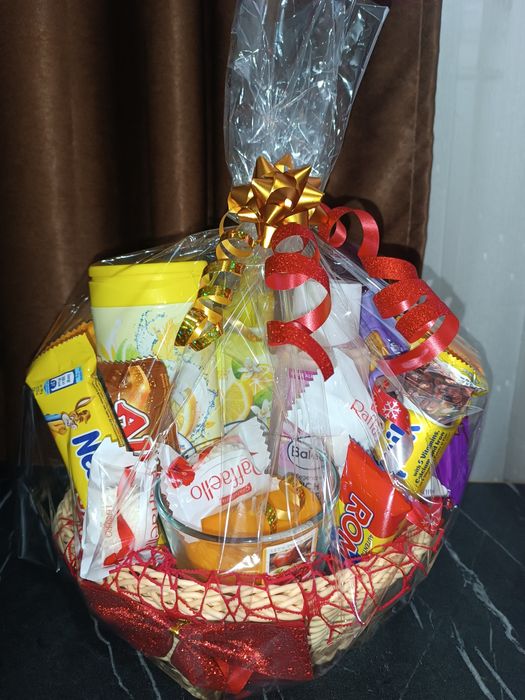 Coșuleț cadou de sărbători sau aniversar!