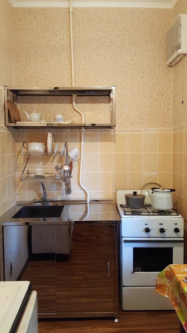 Юнусабад 10 , 1/1/5 , 42 кв.м , балкон 2*5 (Вадим , 112275)