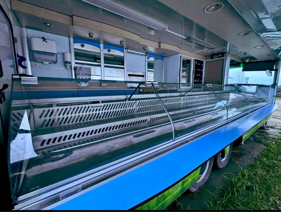 Vând sau schimb autorulotă Renault Mascott