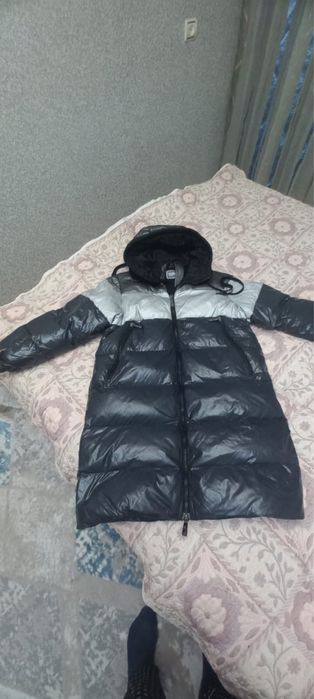 Продам пуховик на мальчика