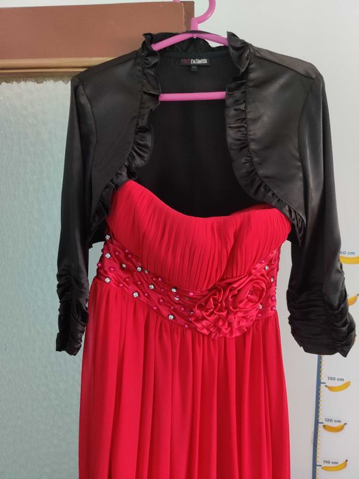 Se vând două rochii ocazie (Cinderella SUA și Rossa)
