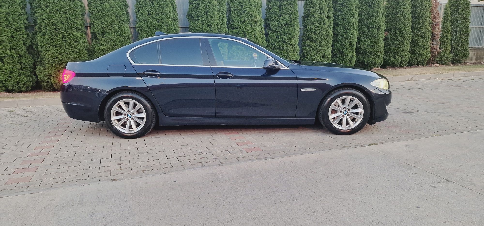 Vând BMW F10 530d