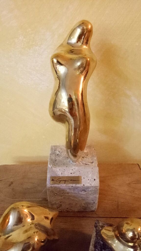 Vind 3 sculpturi din bronz Marcel Guguianu