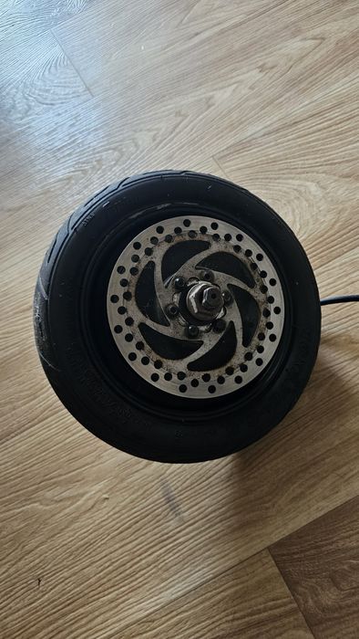 vând roată 48 v 800w 10 inch