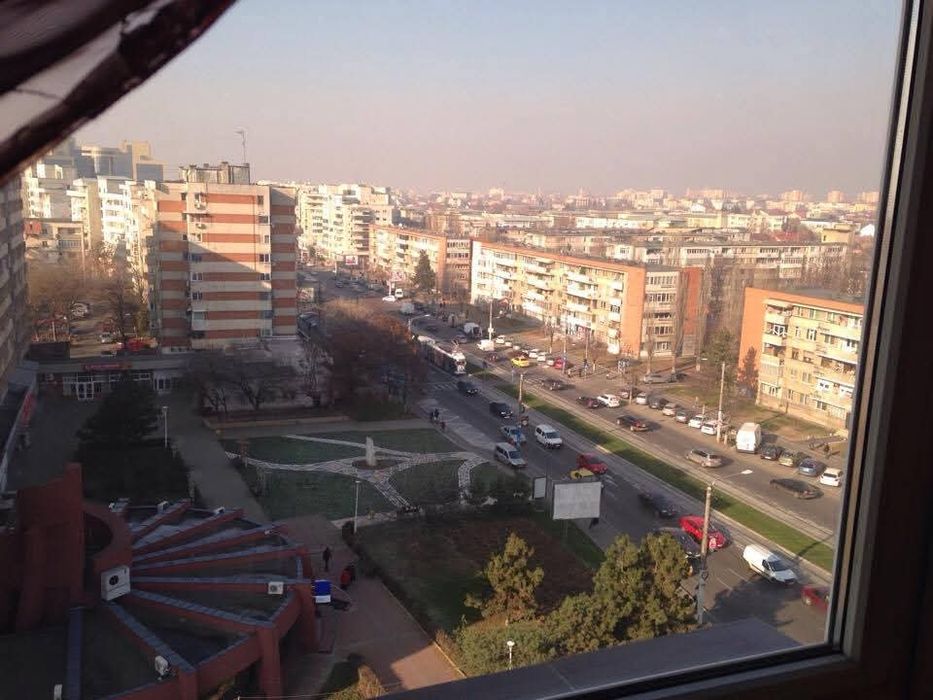 Închiriez garsonieră