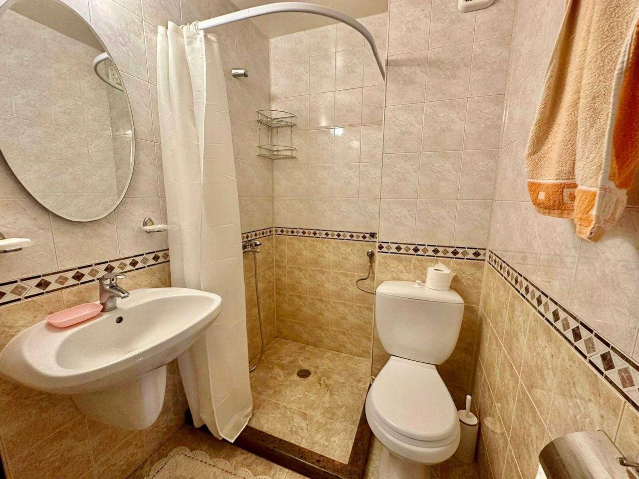 Продава се Къща в Свети Влас - 262 кв.м за 1138 €/кв.м - Снимка #17