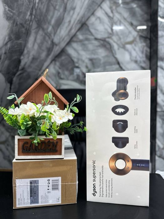 Фен Выпрямитель Dyson С Кейсом Для Волос