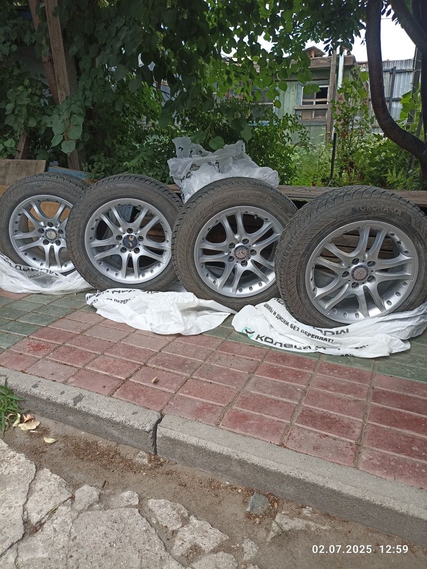 Продам  диски  вместе с зимней резиной