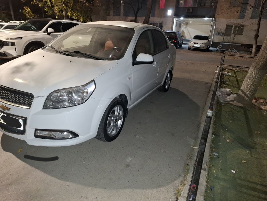 nexia 3 avtamat sotiladi