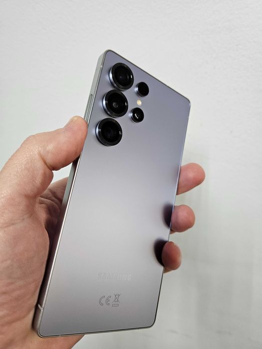 Samsung Galaxy S25 ultra 256 Gb 35 cicluri 100% bateria.