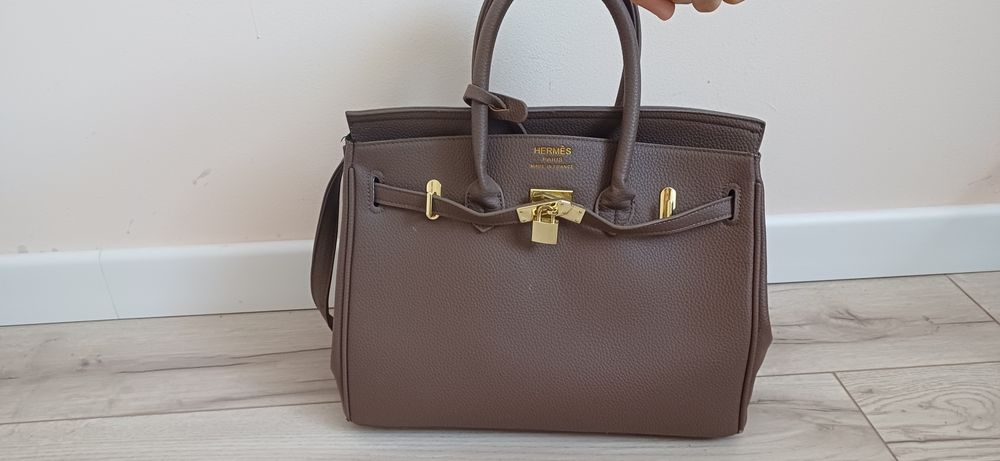 Сумка женская в хорошем состоянии