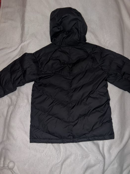 Черно unisex яке nike