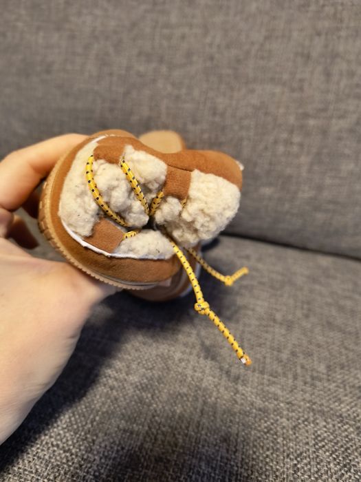 Бебешки зимни ботуши