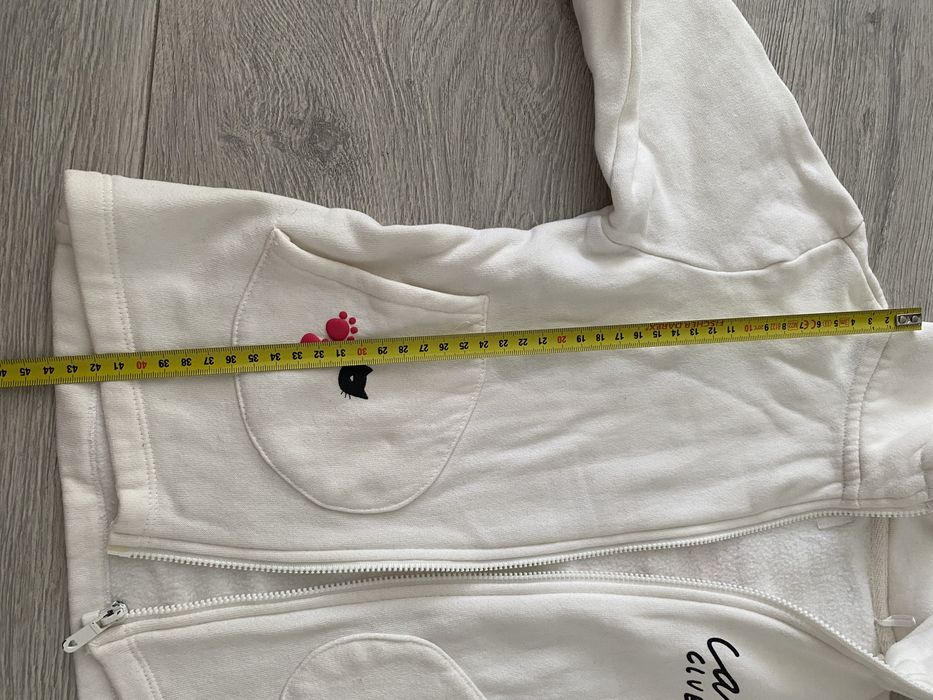 Hanorac pisicuta reserved 6 ani