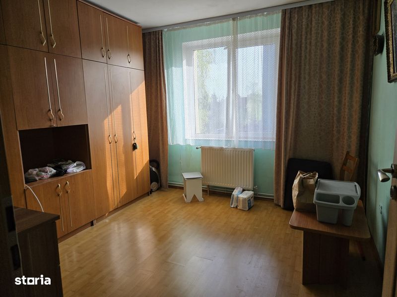 Apartament de 3  camere zona ASTRA,str Calea Bucuresti,