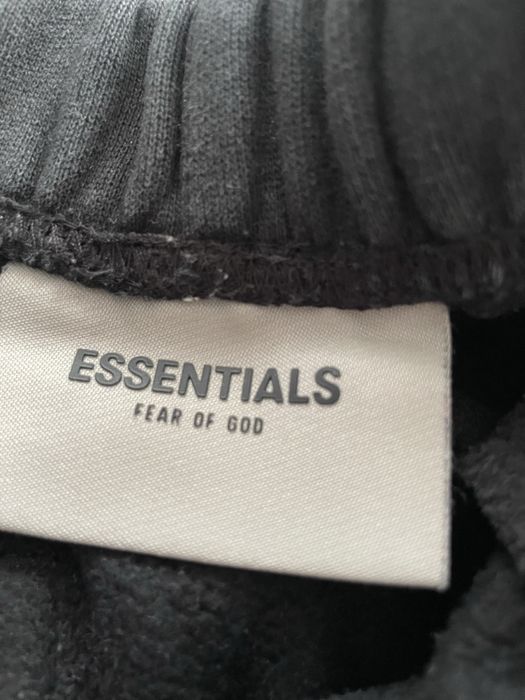 Pantaloni Essentials
