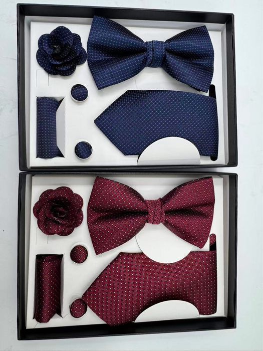 НОВИ Вратовръзки и всички мъжки аксесоари