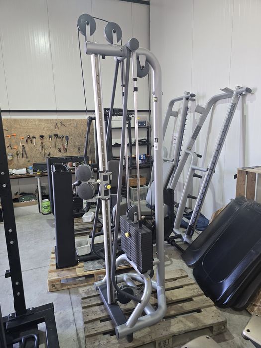 Technogym ercoline техноджим единична колона с подвижна макара