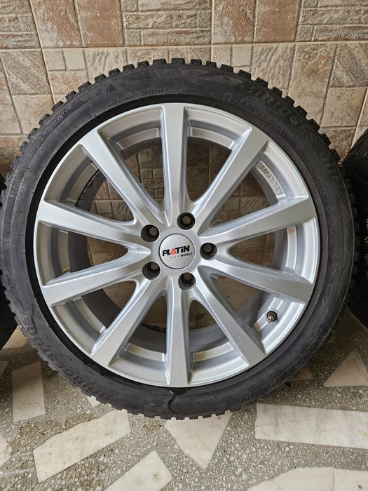 Vând sau schimb  jante  Platin 17' echipate cu anvelope M+S!