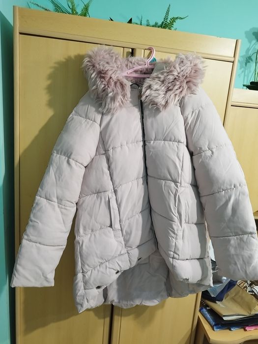 Продавам зимно дамско яке