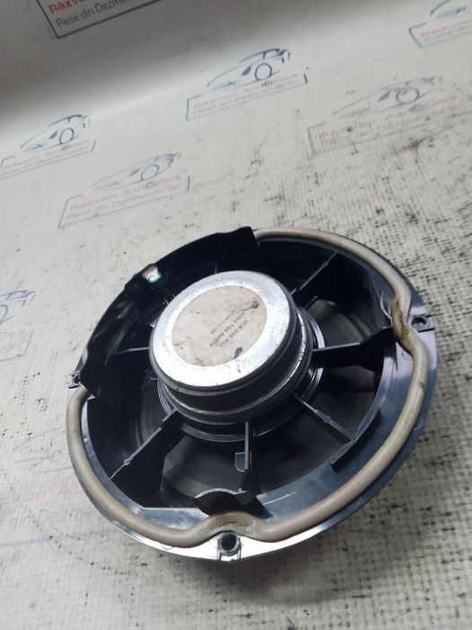 boxa stanga spate volkswagen passat cc 2011