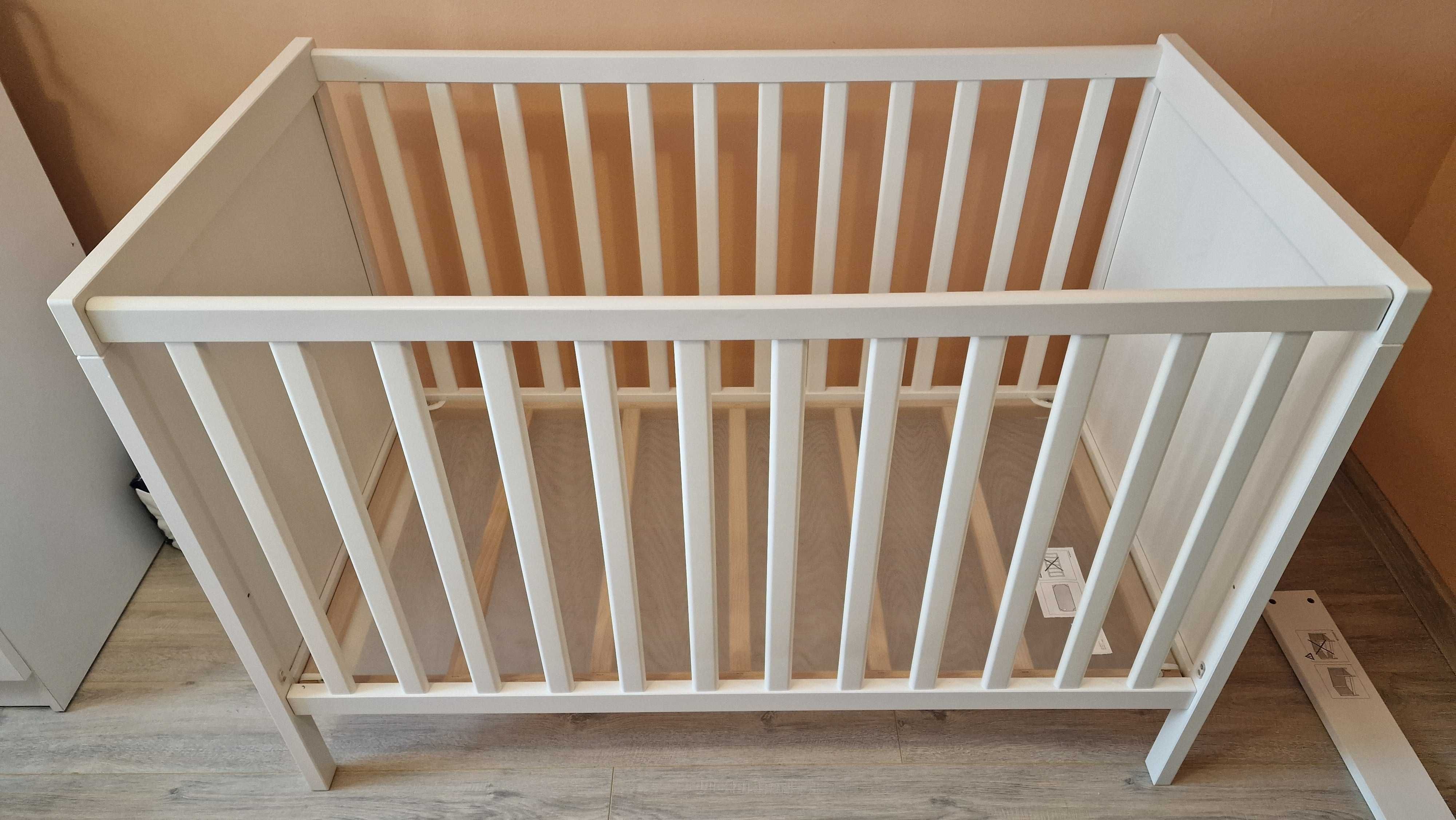 Patut bebe/copil IKEA si saltea spuma standarde ridicate de siguranta