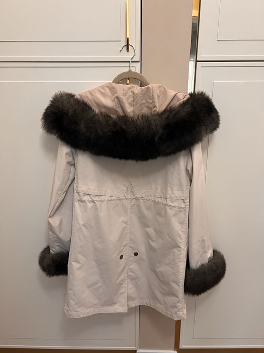 Geaca Parka cu blana de vulpe polara