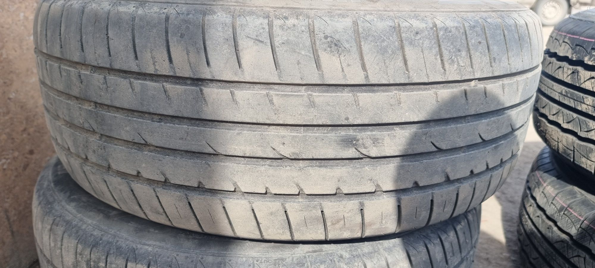 Продам шины б/у Hankook,  размер 225/60/17