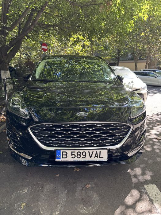 Vand Ford Kuga hibrid  an 2022
