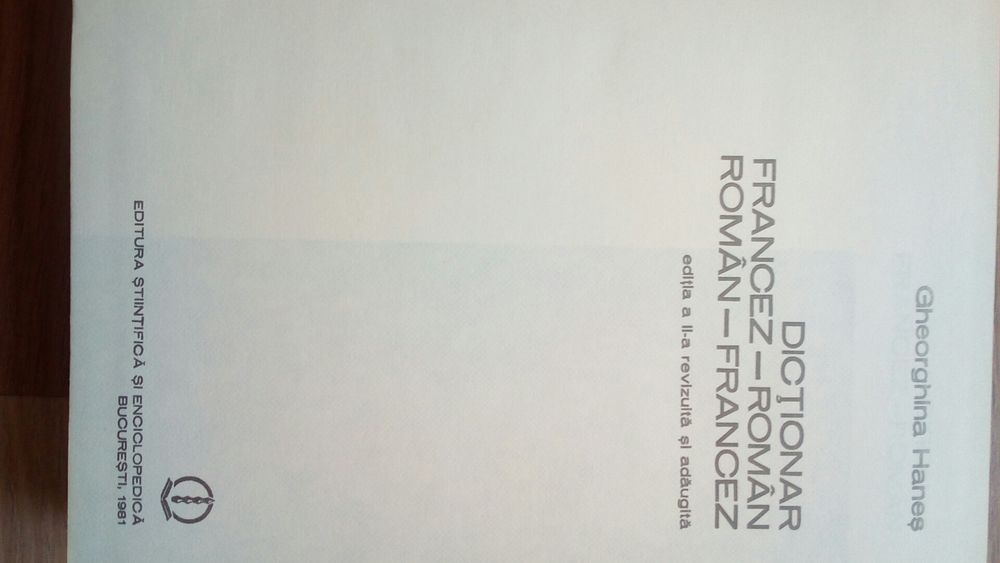 Dictionar francez - roman