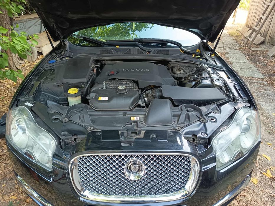 Vând jaguar xf an2010 3000d