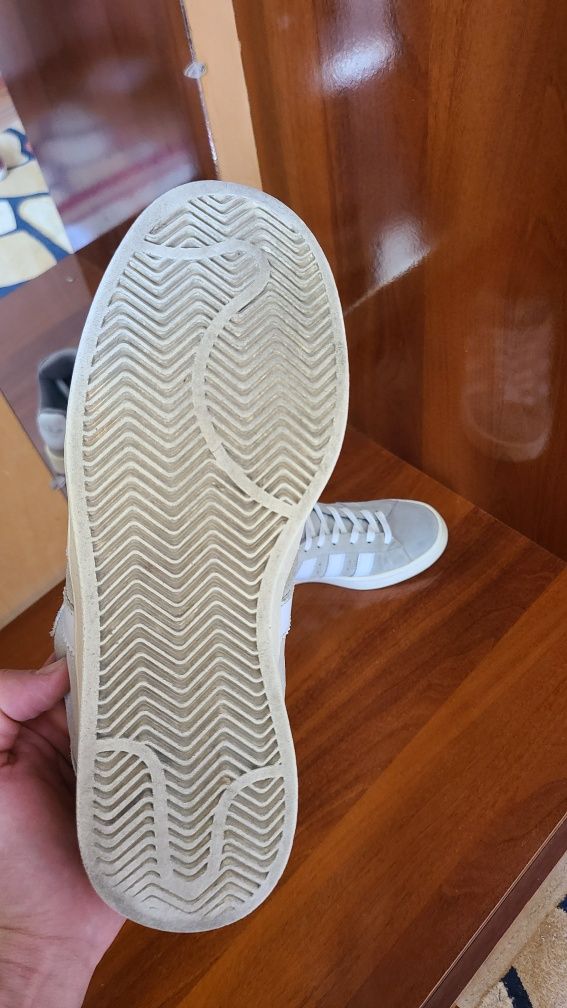 Кроссовки made in Vietnam