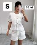 Set elegant din nou pe stoc