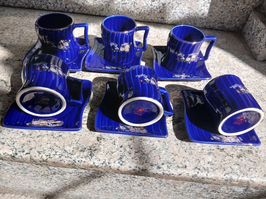 6 ceșcuțe cu farfurie Peach Japan ceramica albastra