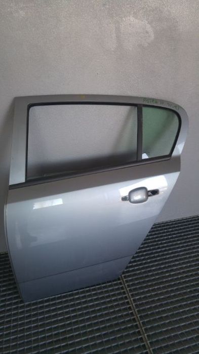 usa stanga spate opel astra h scurt