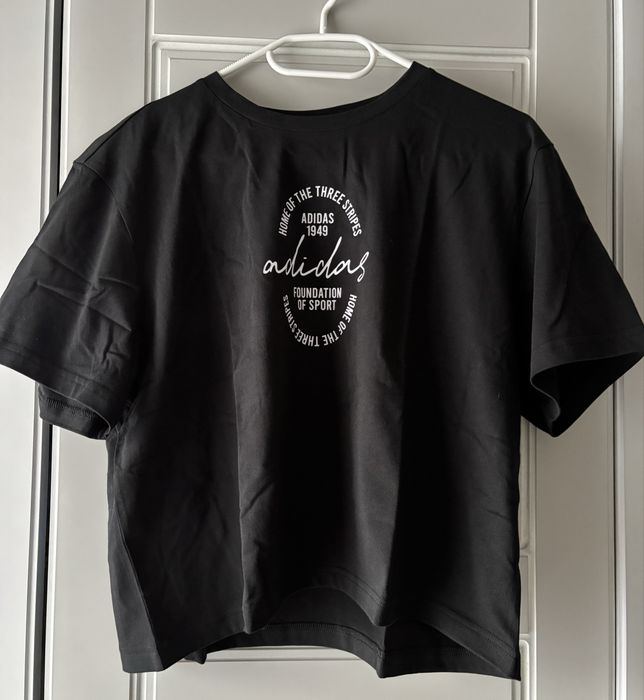 Tricou dama Adidas M