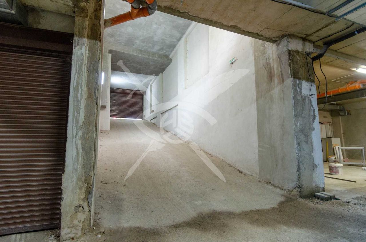 Продава се Двустаен апартамент в София, Надежда 2 - 79 кв.м за 2406 €/кв.м - Снимка #18