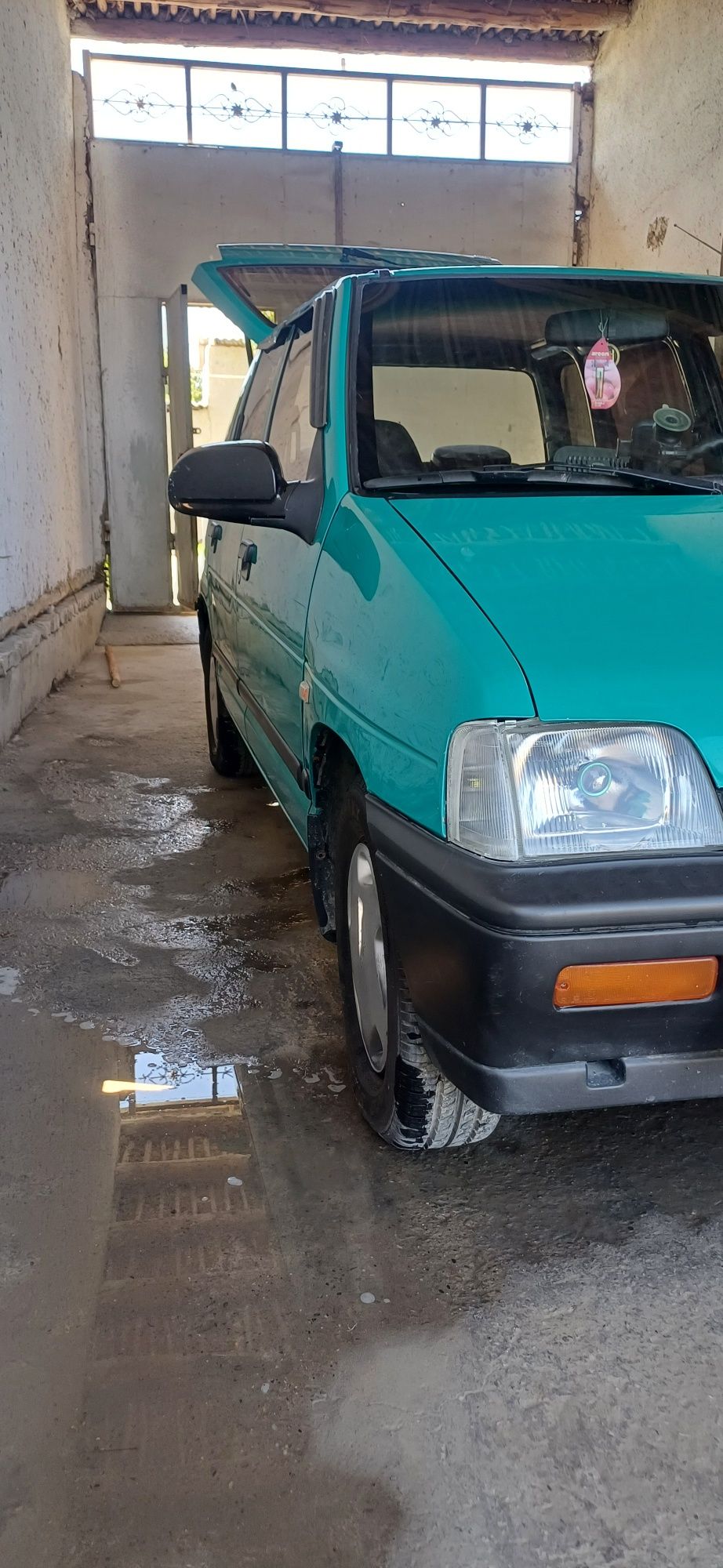 Radnoy Tiko sotiladi