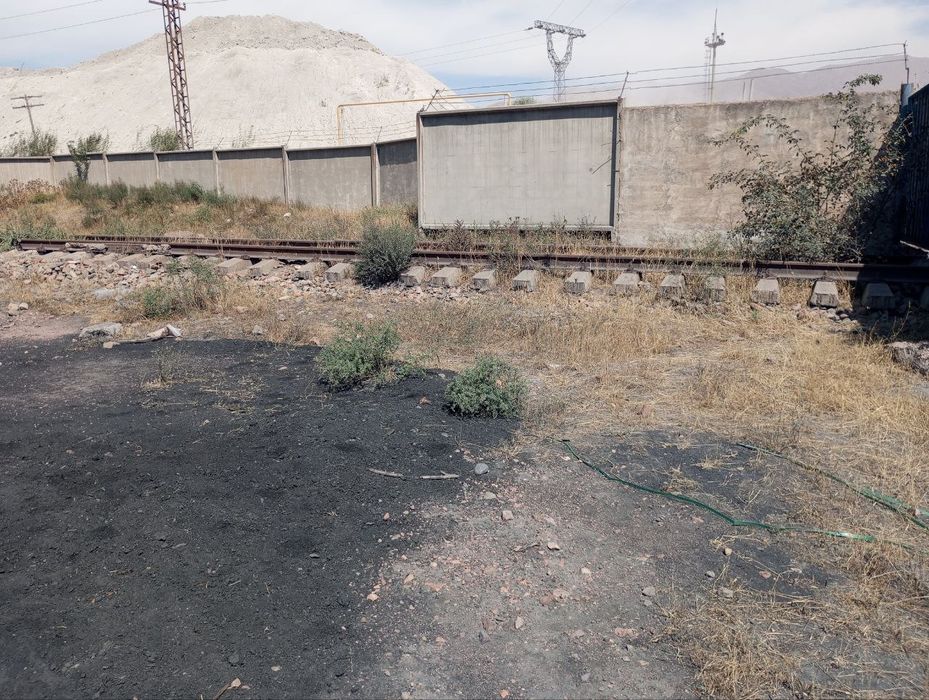 Продаётся производствоный территория с площадью 26700кв