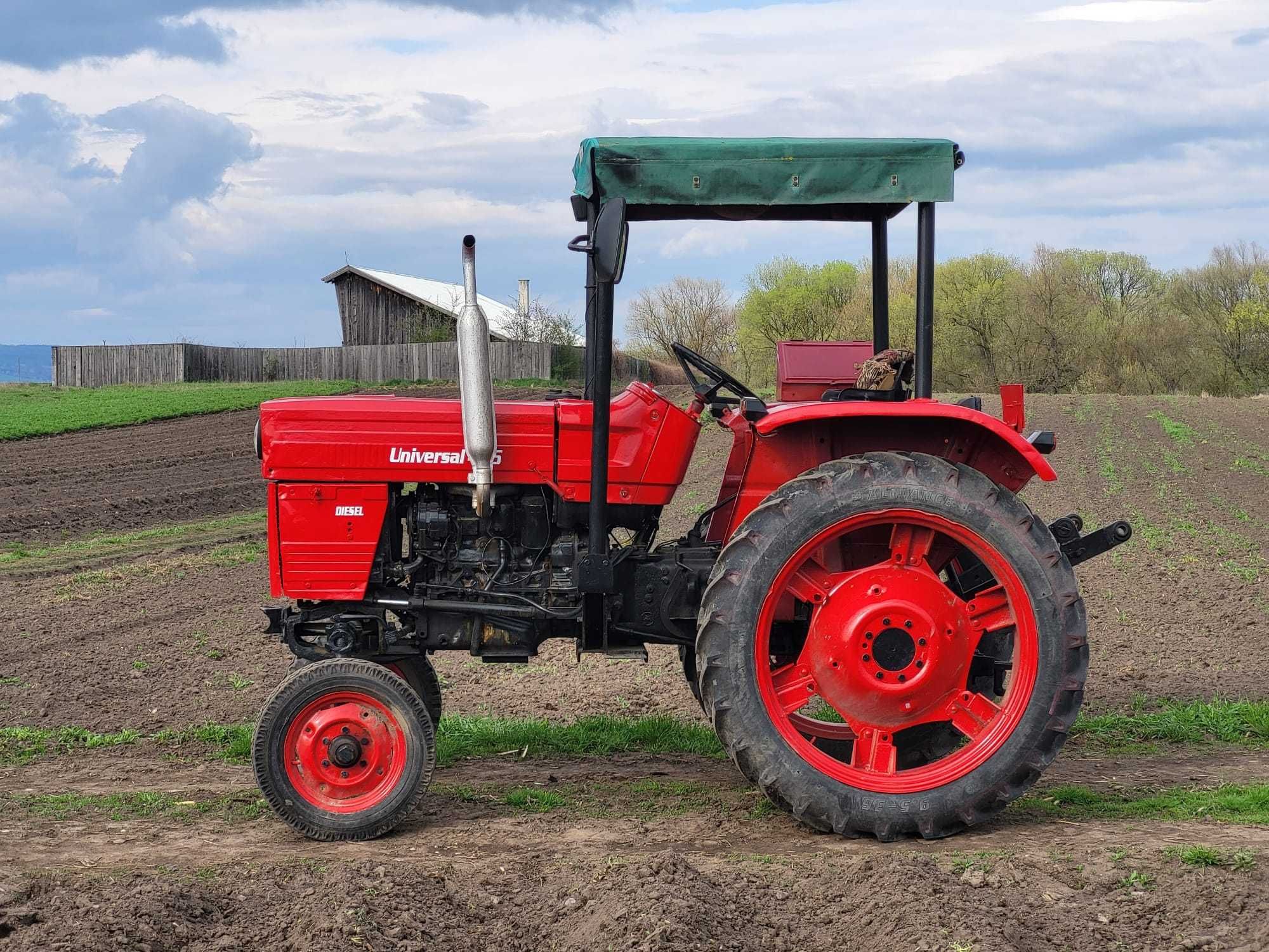 Tractor UTB 445 varianta înaltă