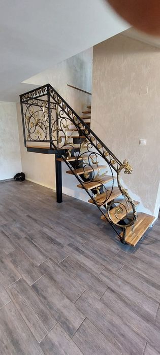 Scări metalice interior/exterior