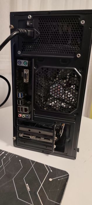 Vand pc gaming i5 cu gtx 1060