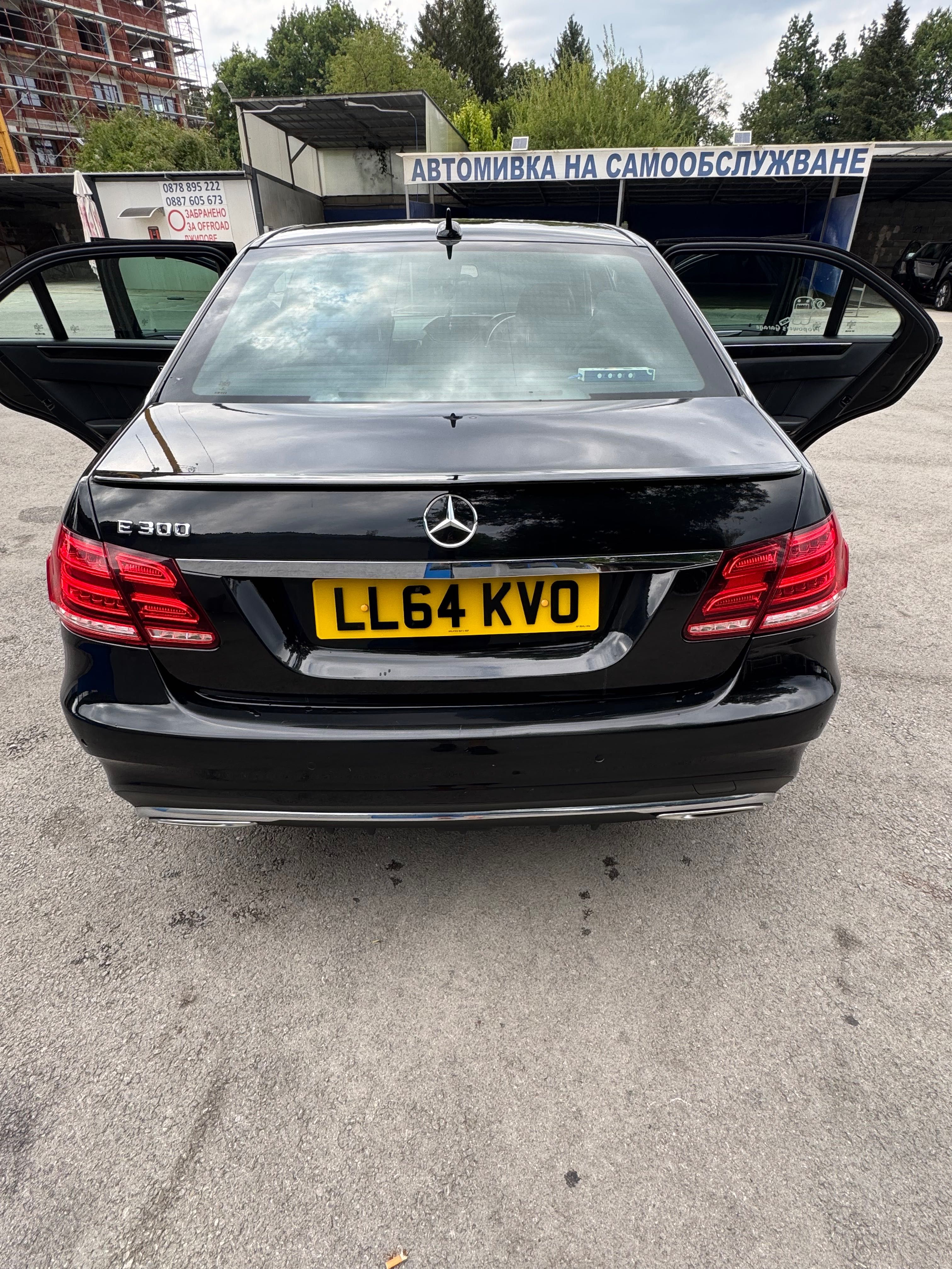 Mercedes Benz E300 (2014)