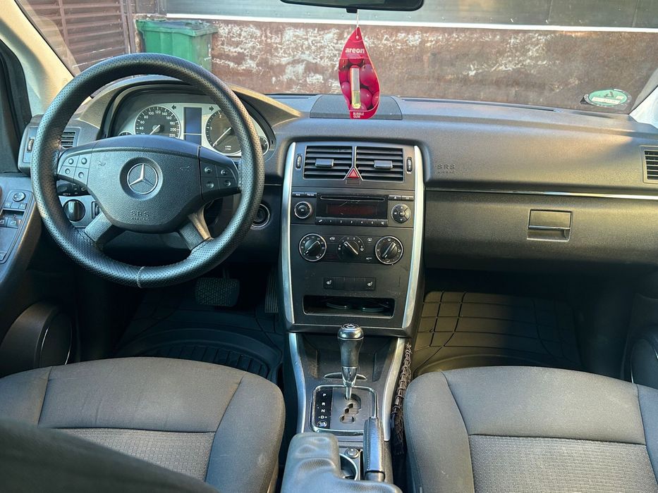 Mercedez-Benz B class  B200 Automat