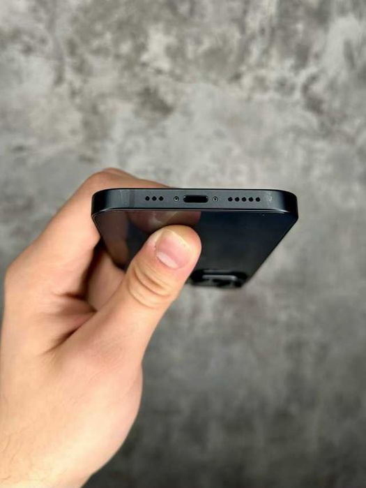 iPhone 14 128GB Midnight.