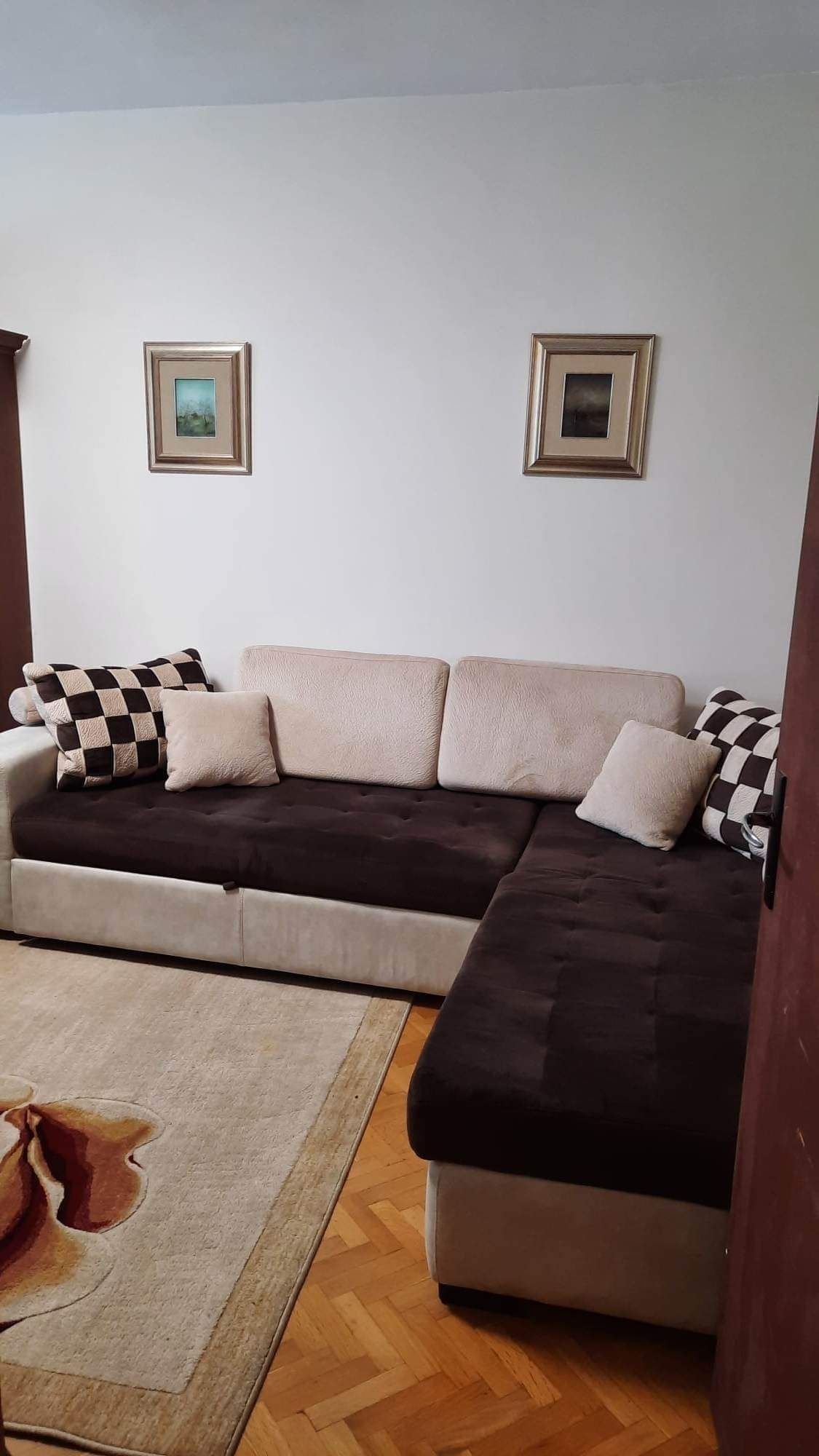 Разтегателен ъглов диван / холна гарнитура с функция сън - София